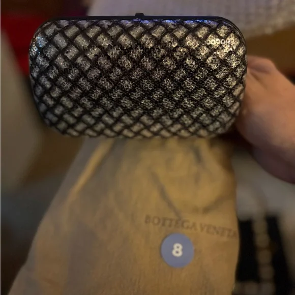 Bottega Veneta Sequin Knot Minaudière Clutch – Black & Silver w/ Dust Bag & COA - Picture 13 of 13